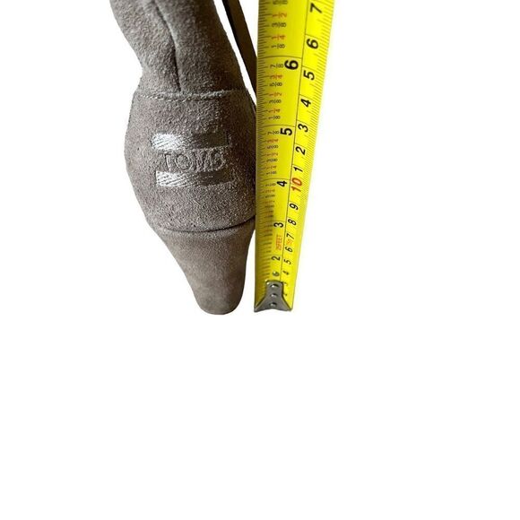 Toms Womens Size 6.5 Desert Wedge High Taupe Suede Croc Embossed Ankle Bootie - Picture 8 of 12